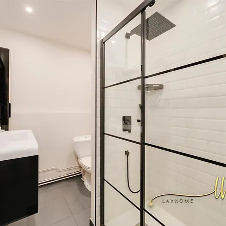公寓 Chaleureux, Lumineux Et Confortable F2 Renove En Plein Coeur De *