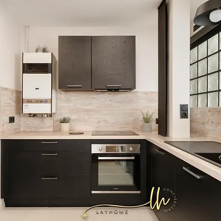 Appartement Chaleureux, Lumineux Et Confortable F2 Renove En Plein Coeur De